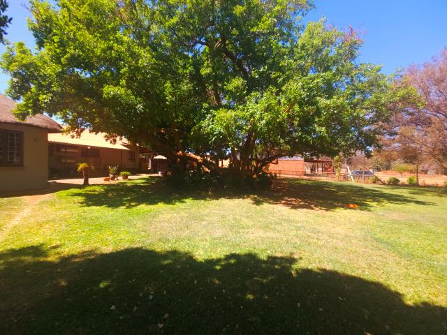 To Let 4 Bedroom Property for Rent in Hartbeespoort Rural North West